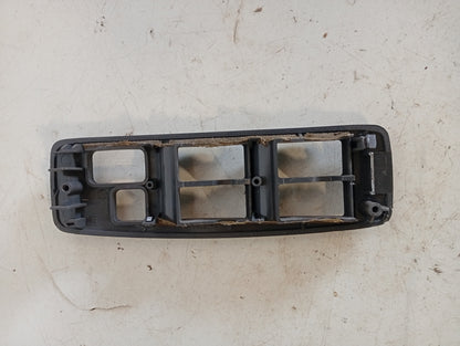 Embellecedor Mando Eleva Vidrio Toyota Camry 1996