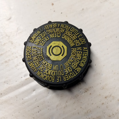 Tapa Envase De Freno Chevrolet Cruze