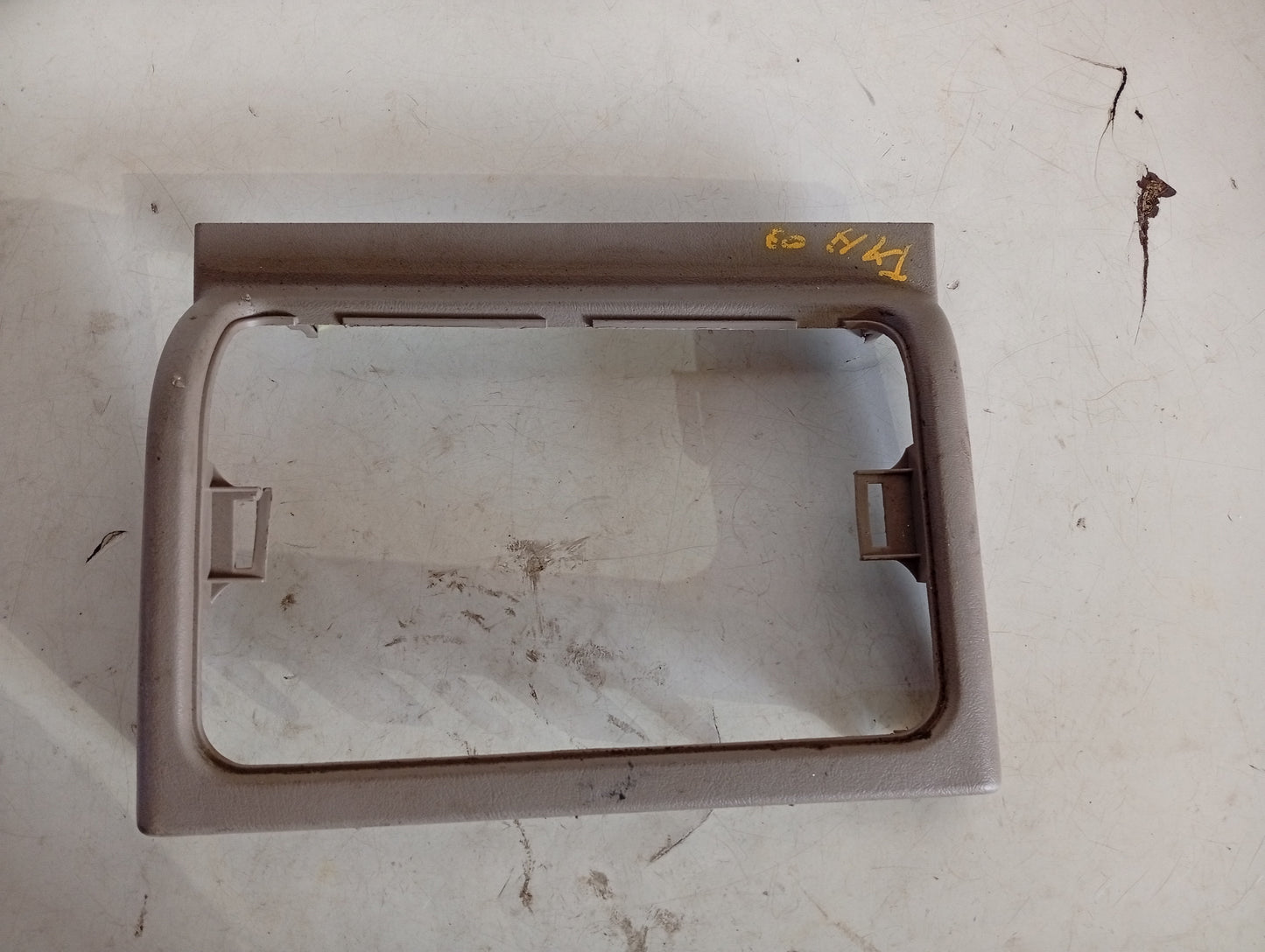 Moldura Tablero Central Inferior Chevrolet Avalanche Tahoe 1998 2006