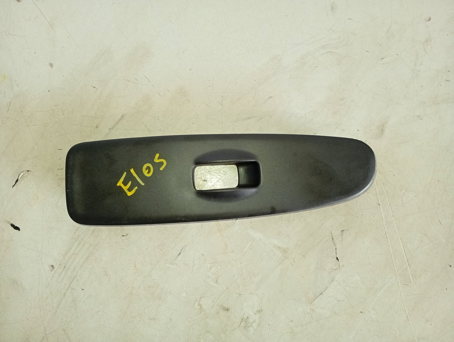Embellecedor Mando Vidrio Copiloto Hyundai Elantra