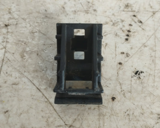 Base Parachoque Nissan Sentra B15