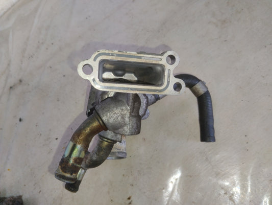 Toma De Agua con Termostato Nissan Sentra B13 B14