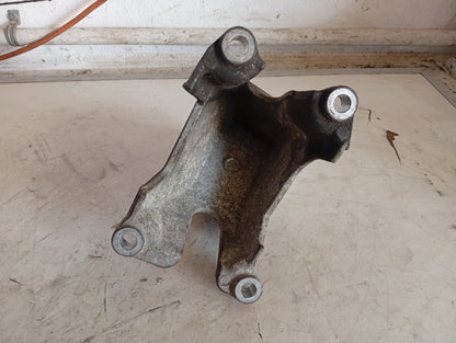 Base Soporte Caja Suzuki Grand Vitara 2.7