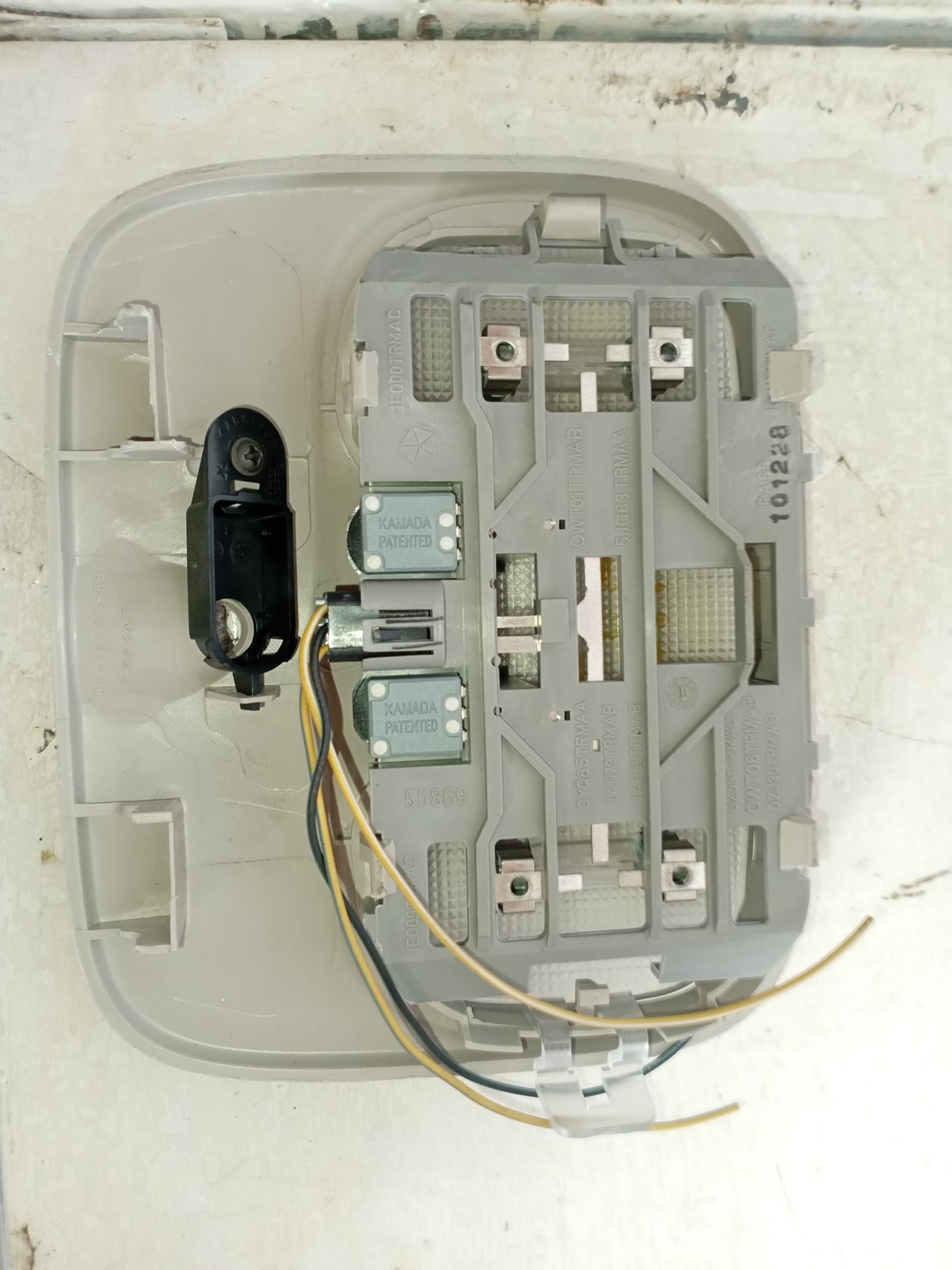 Luz Techo Delantero Interno Chrysler Sebring
