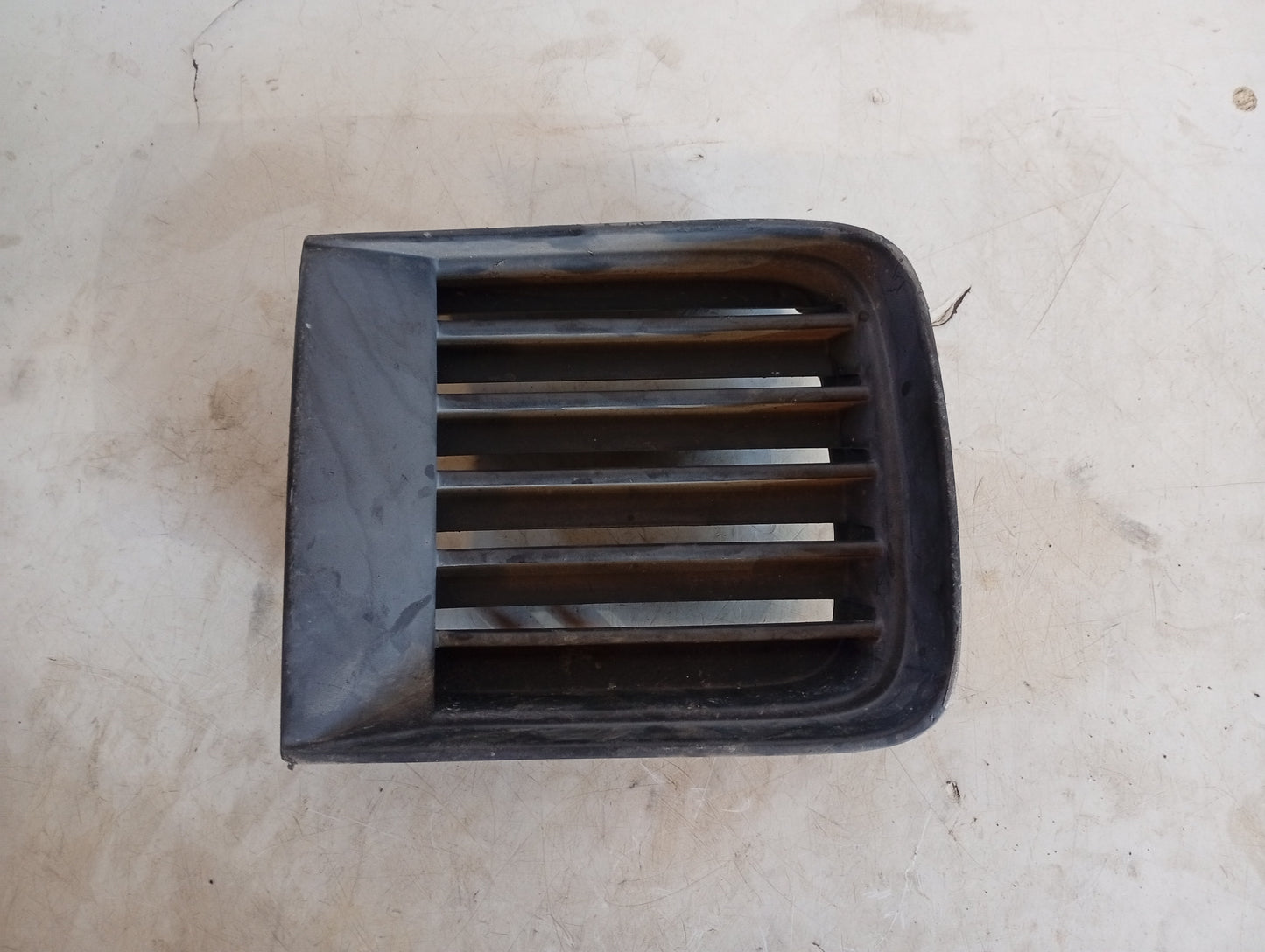 Tapa Antiniebla Carelo Nissan Pathfinder 2001 2004