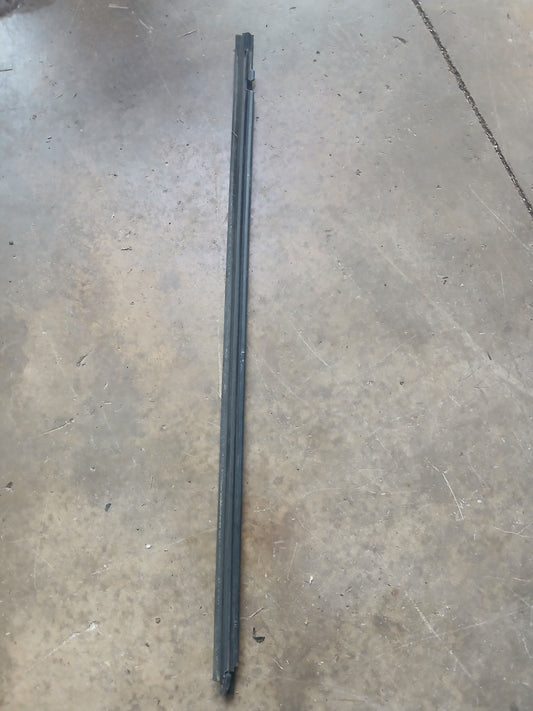 Cepillo Lamevidrio Externo [2ptas] Yaris 2006 2009 Sport