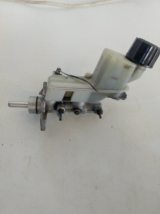 Bomba De Freno Mazda 2004