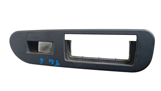 Embellecedor Mando Eleva Vidrio Toyota Tundra 2000 2006