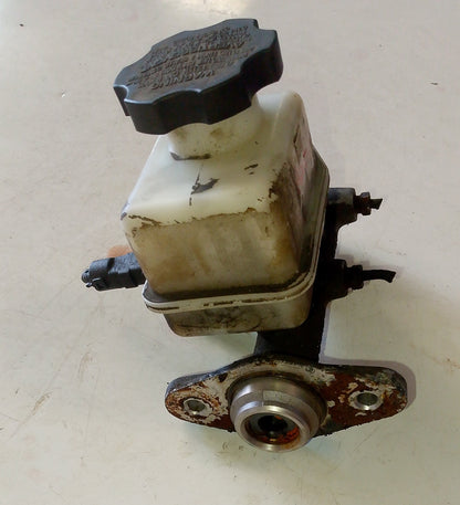 Bomba De Freno Hyundai Accent 2002 2006