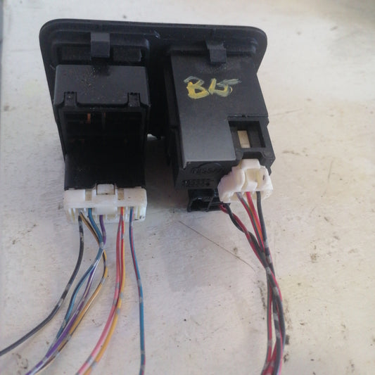 Mando Retrovisor Nissan Sentra B15