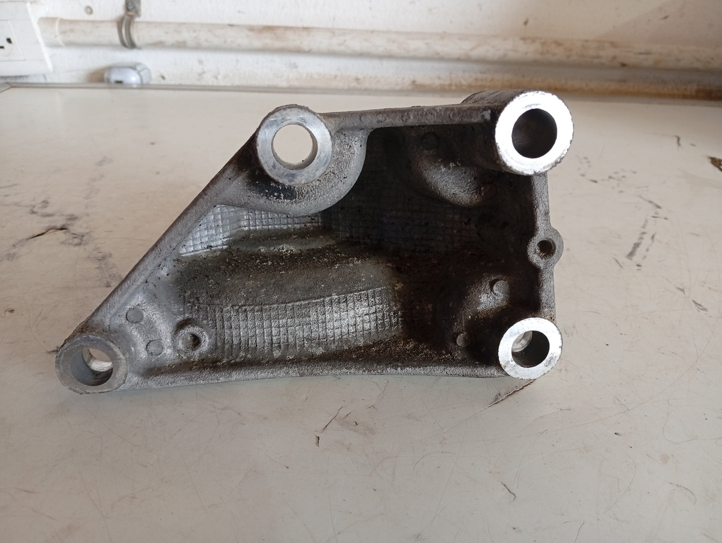 Base Soporte Lateral Motor Honda Accord 2004 2008  K24A8
