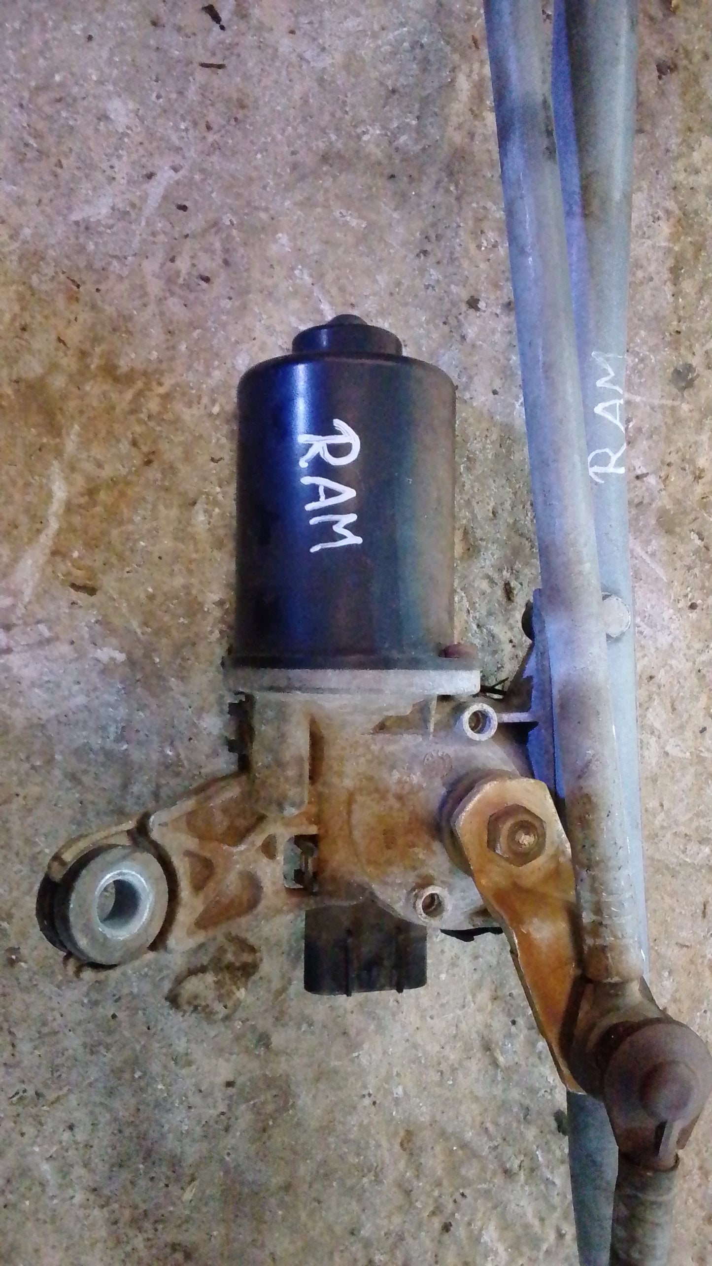 Motor Brazo Limpiaparabrisa Dodge Ram 2008
