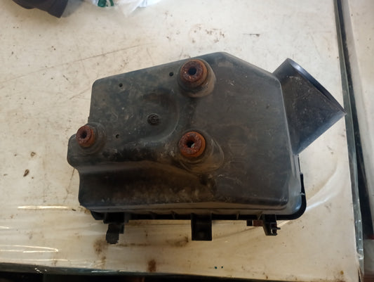 Tapa Inferior Caja Filtro Purificación Aire Toyota Highlander 2004