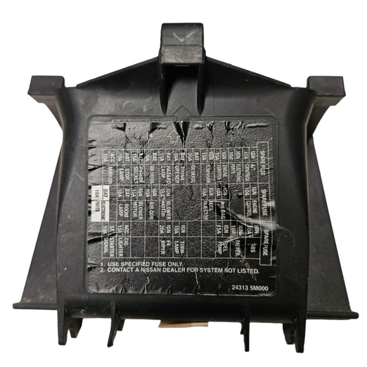 Guantera/Tapa Fusilera Nissan Sentra B15