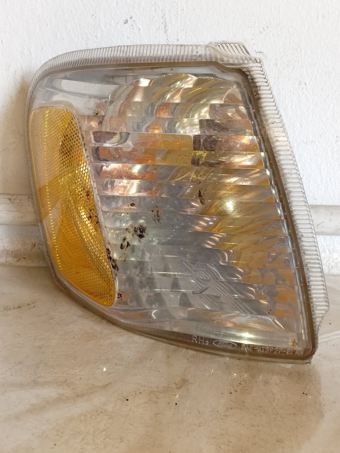 Faro Luz Cruce Ford Explorer 2002 2004