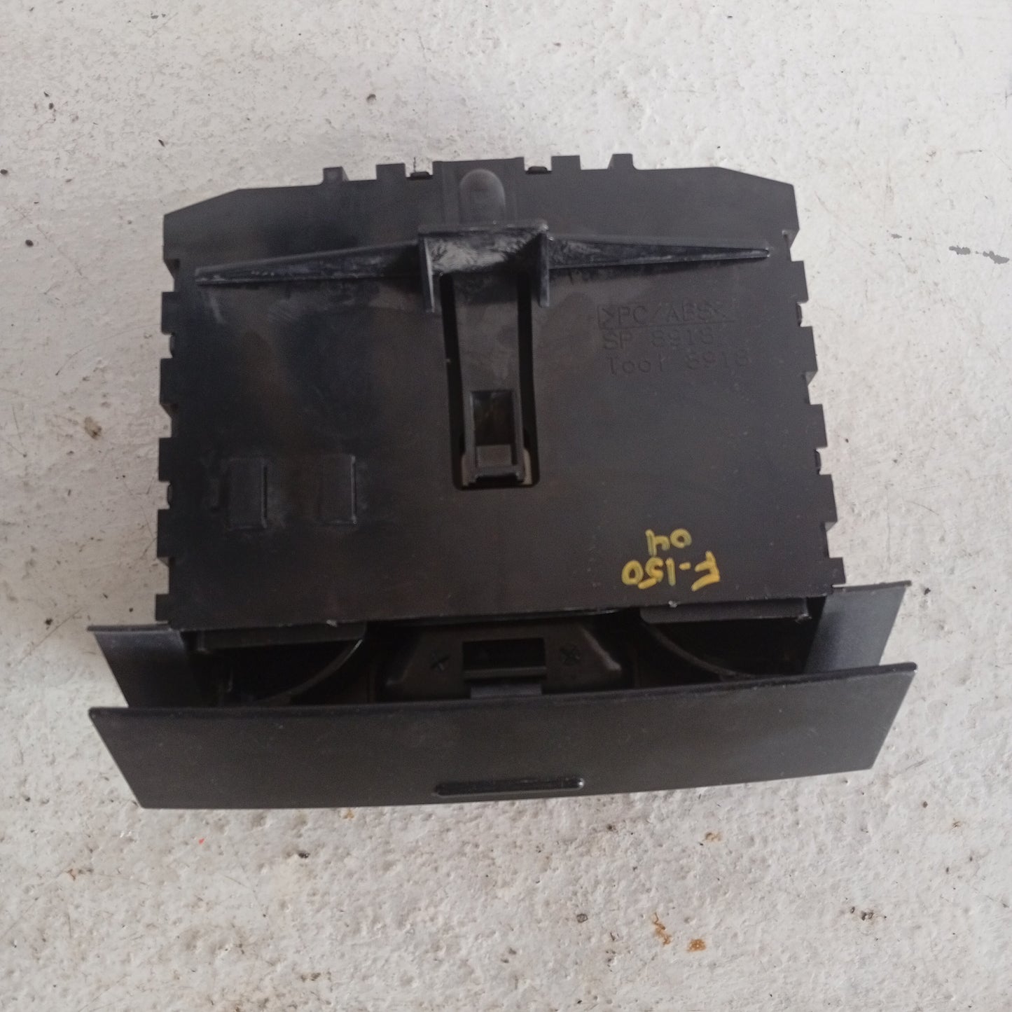 Portavaso Guantera Frontal Ford F150 2004 2008