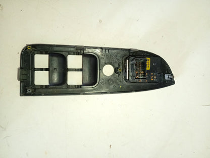 Embellecedor Mando Vidrio Honda CRV 2002 2006