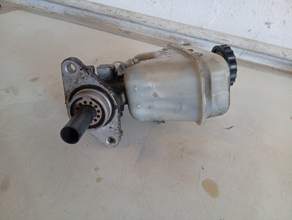 Bomba De Freno Mazda Tribute 2005 2006