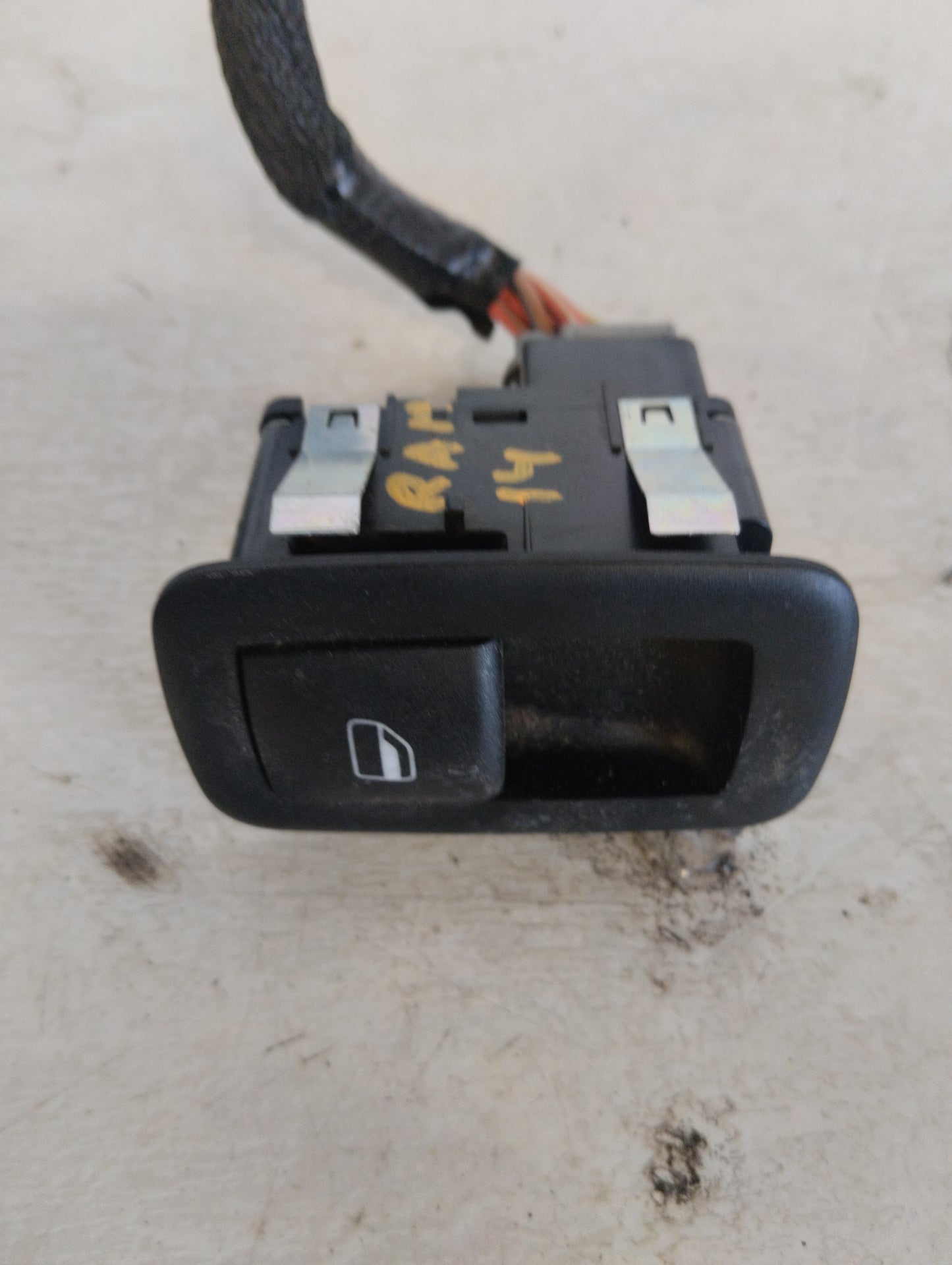 Mando Eleva Vidrios Individual Dodge Ram 2014