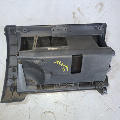 Guantera Inferior Tablero Nissan Xterra 2001 2004