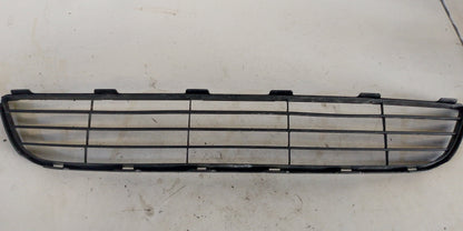 Rejilla Inferior Parachoque Toyota Yaris Belta 2007 2012