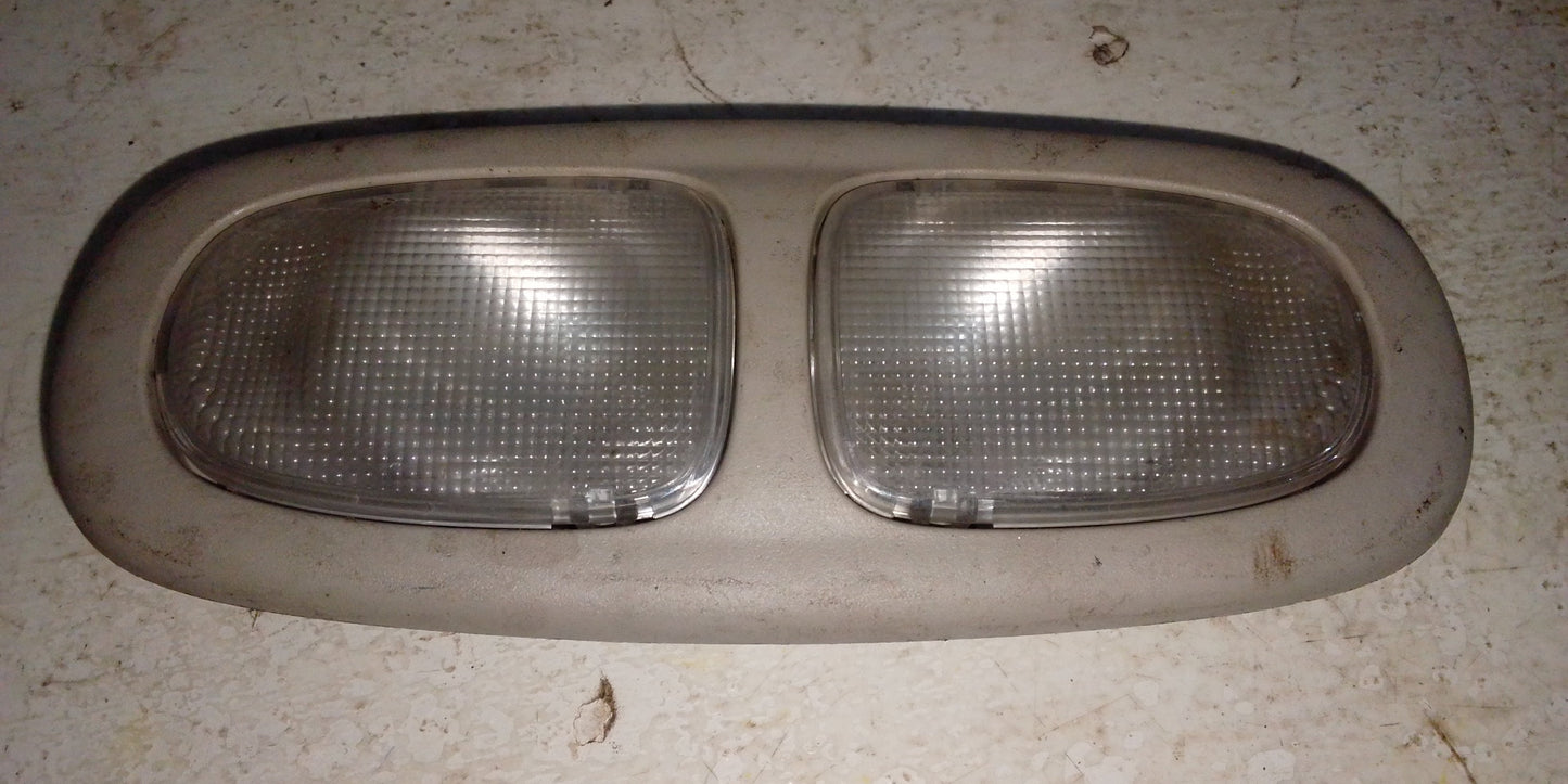 Luz Lámpara Techo Central Chevrolet Trailblazer