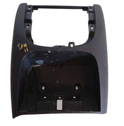 Tapa Consola Trasera Chevrolet Tahoe 2011
