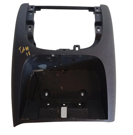 Tapa Consola Trasera Chevrolet Tahoe 2011