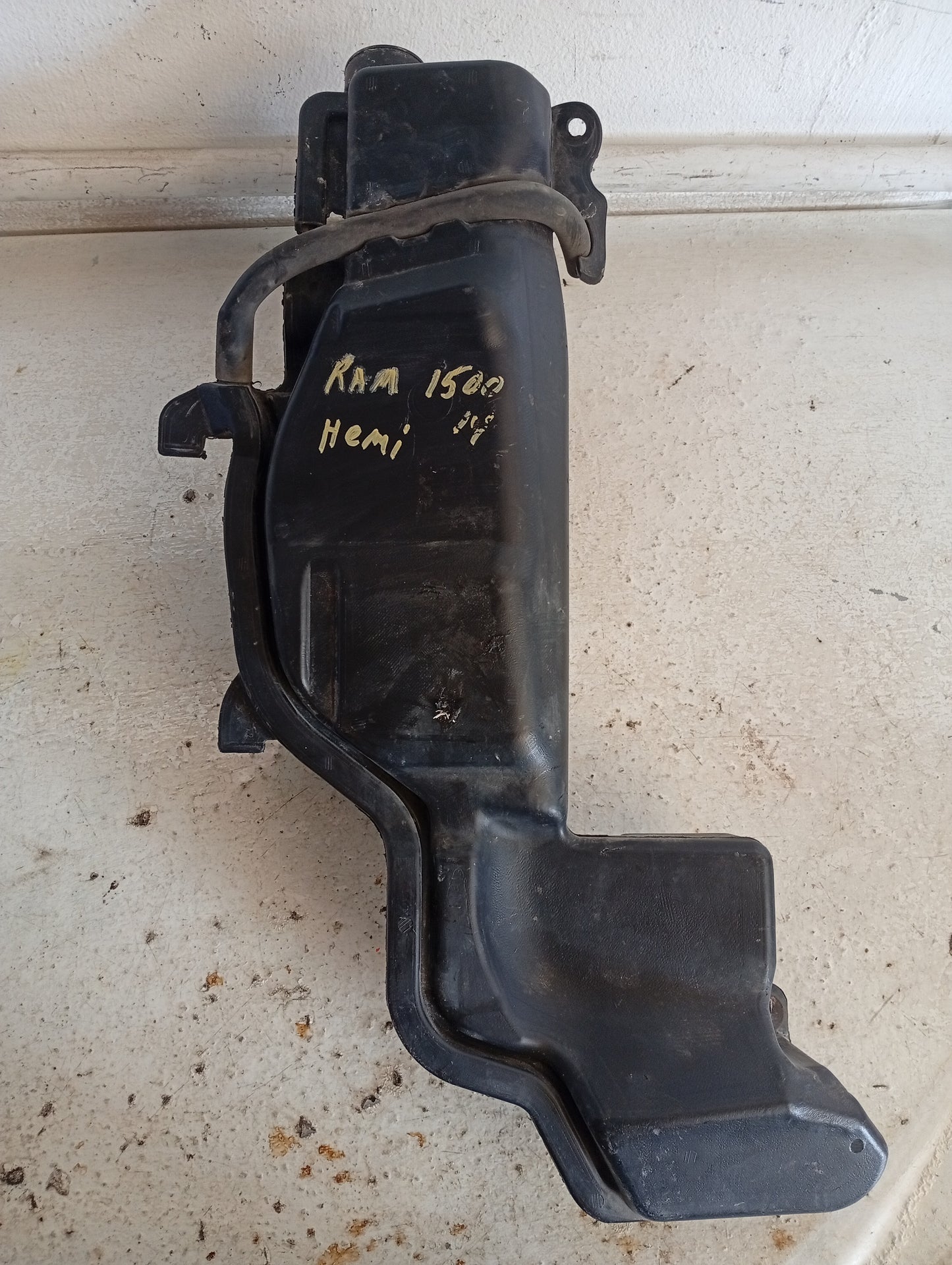 Envase Deposito Agua Radiador Dodge Ram 1500 2014
