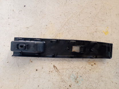 Embellecedor Mando Eleva Vidrio Mazda 5