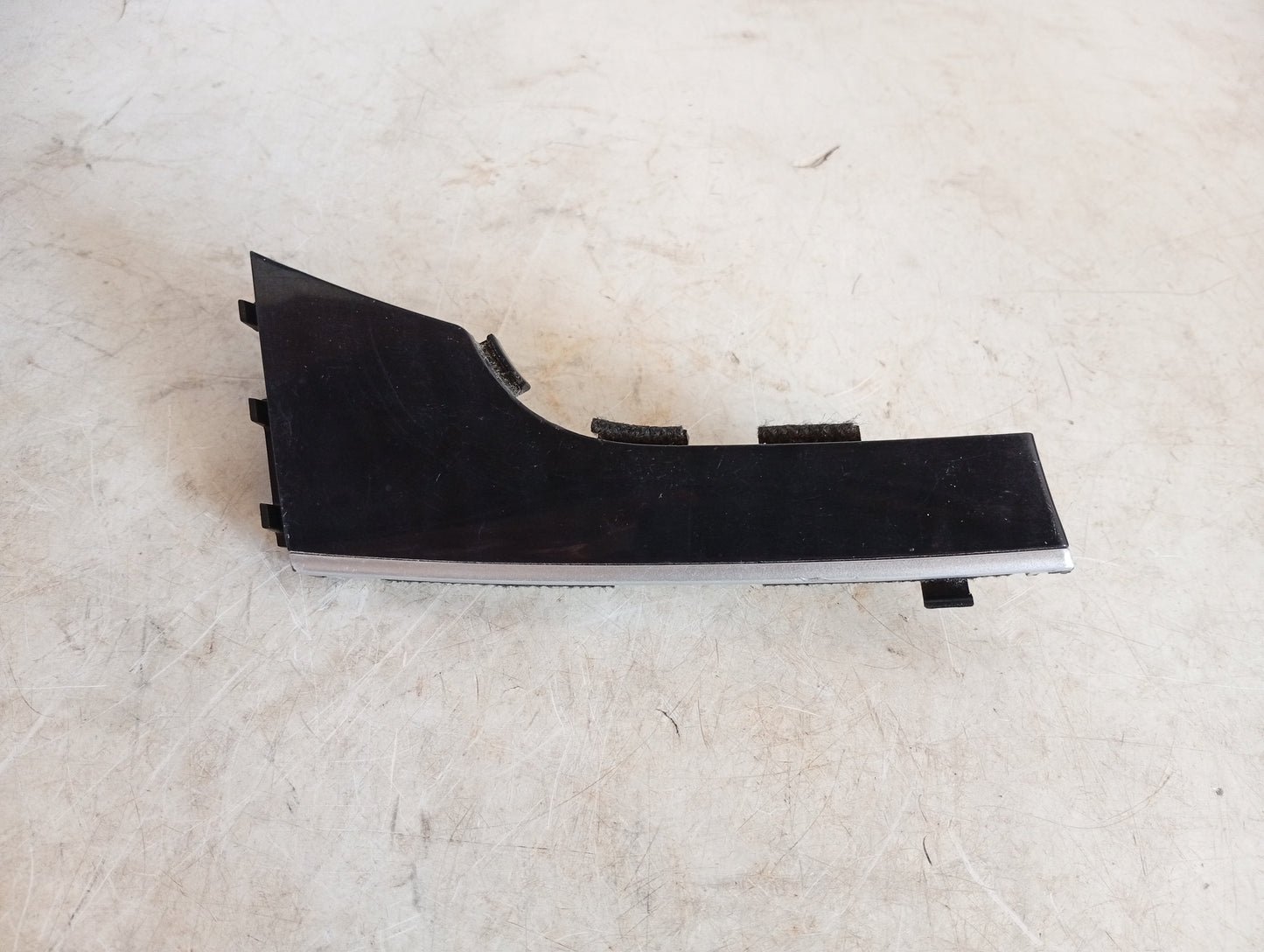 Platina Tablero Lateral Piloto Hyundai Veracruz 2011