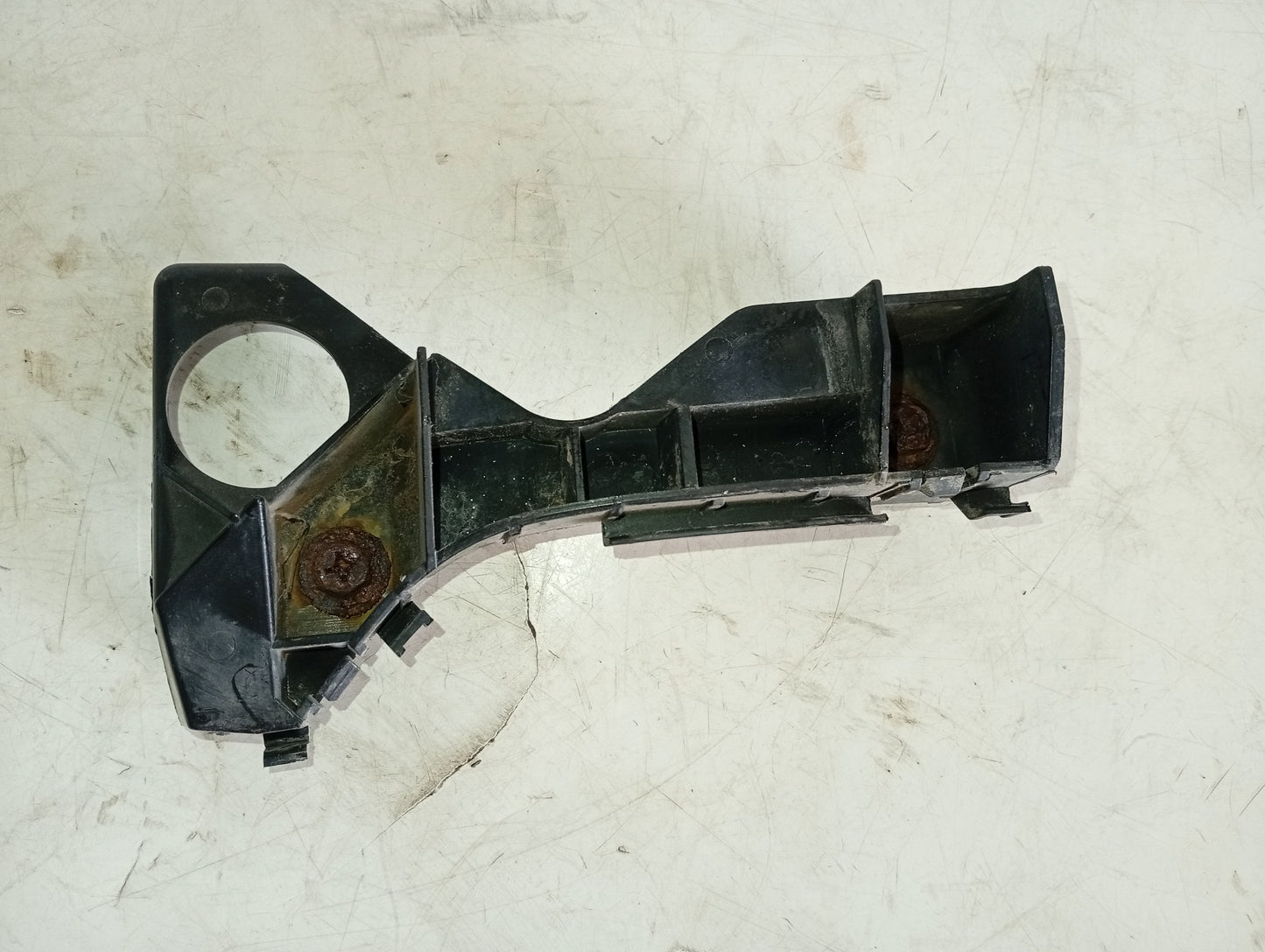Base Parachoque Delantero Guia Toyota Corolla 2003 2008