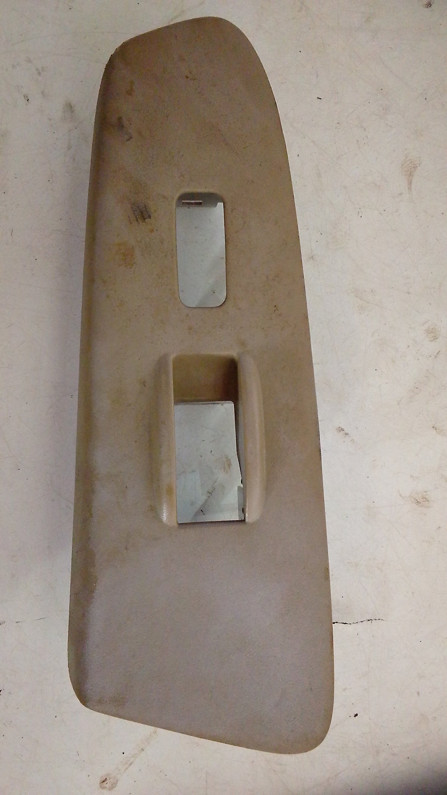 Embellecedor Mando Eleva Vidrio Toyota Tacoma 2004 2008