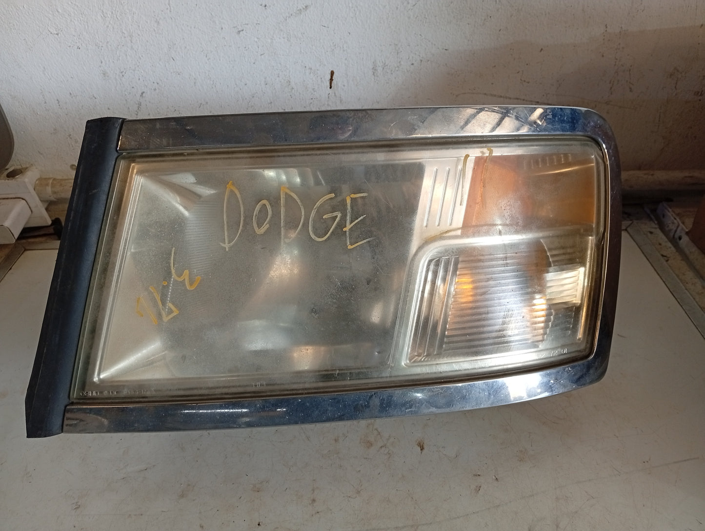 Faro Dodge Ram Dakota 2011