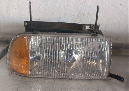 Faro Delantero GMC Sierra 1994-1997