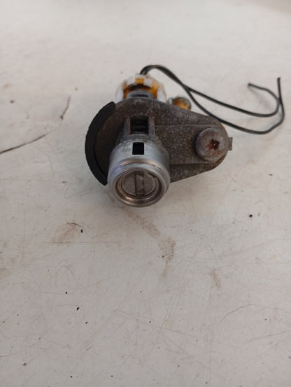 Cilindro Puerta Hyundai Elantra 2005