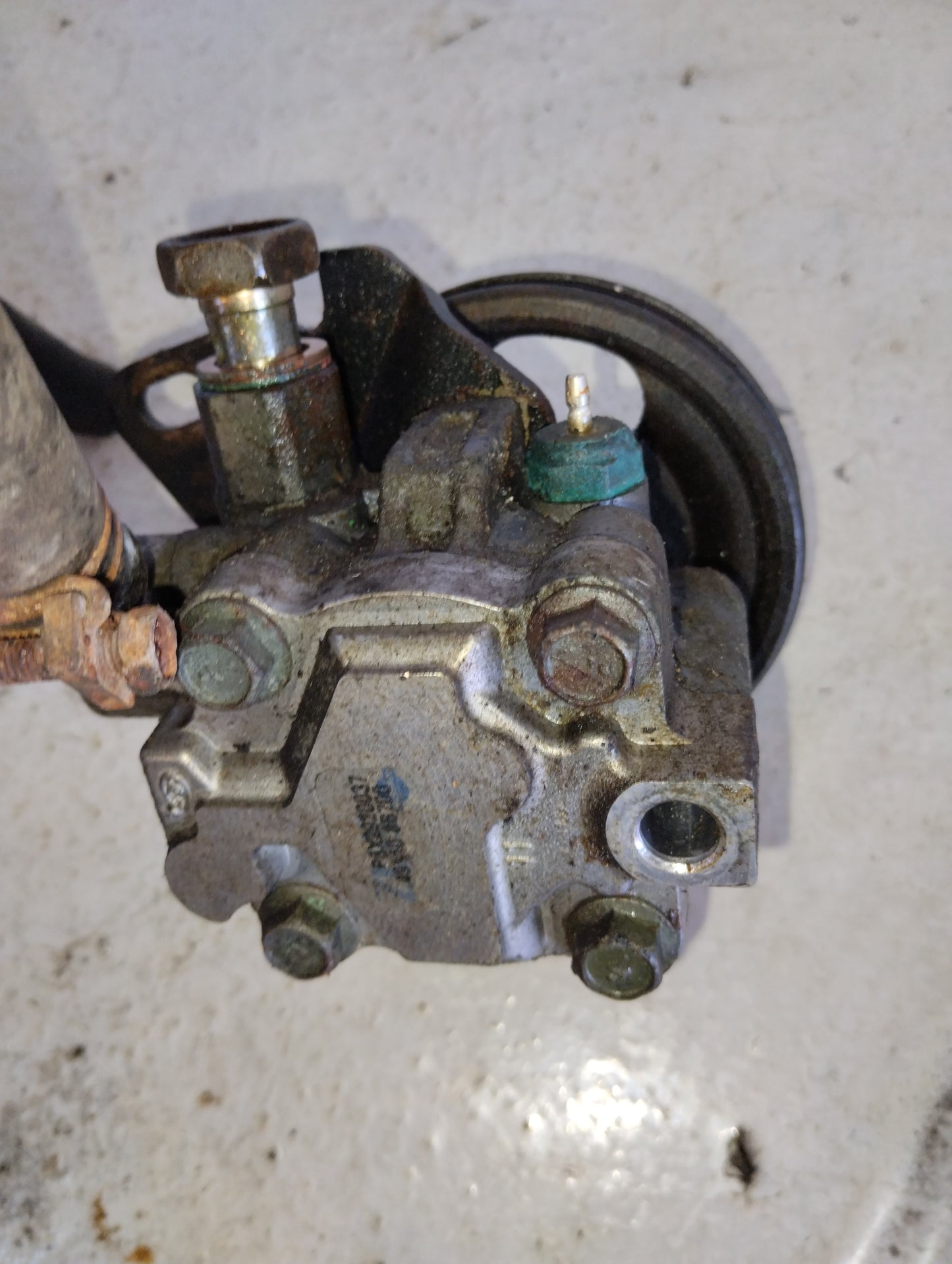 Bomba Direccion Hidraulica Nissan Sentra B14