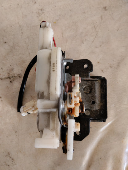 Cerradura De Maleta Mazda5 2006 2010