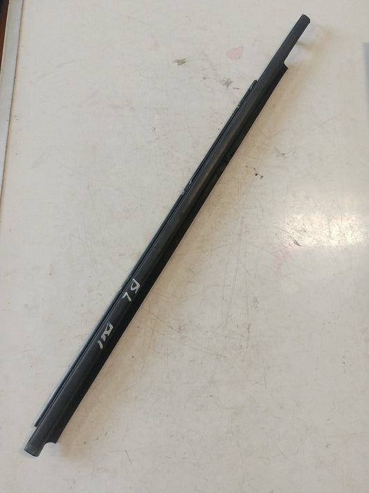 Cepillo Lamevidrio Toyota Yaris Belta Externo