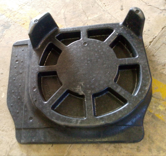 Base Porta Caucho Respuesto Nissan Tiida 1.8