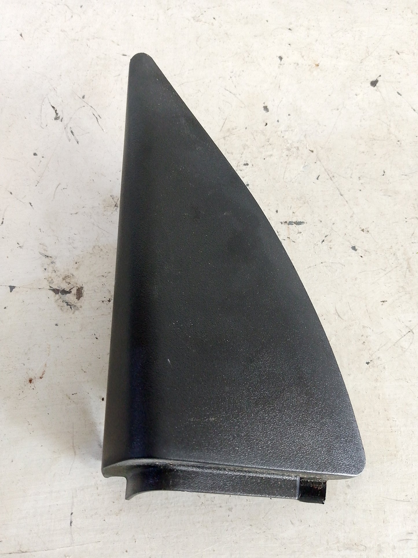 Tapa Triangulo Interno Toyota Camry 1997 2001