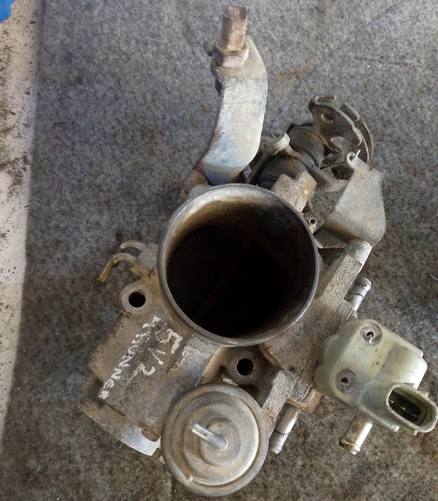 Cuerpo Aceleracion Toyota 4Runner 5VZ