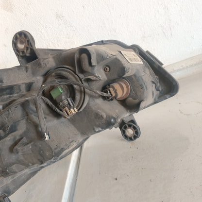 Faro Delantero Chrysler Town Country 2008 2011