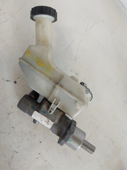 Bomba Freno Nissan Tiida Mr18 2015