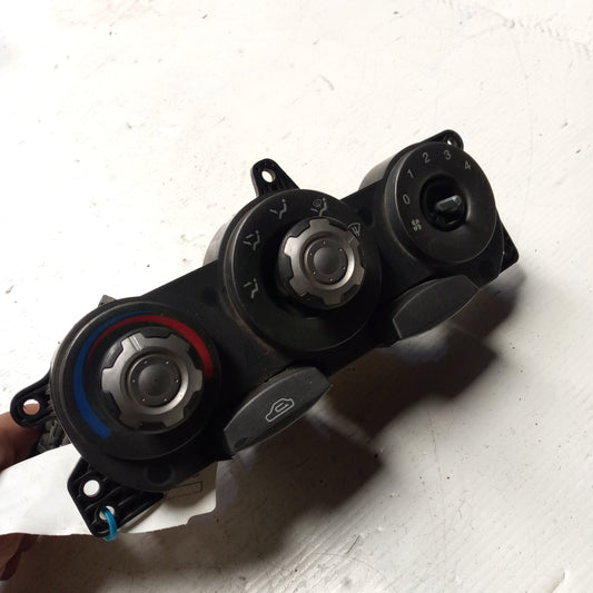 Mando Aire Acondicionado Hyundai Tiburón 2001