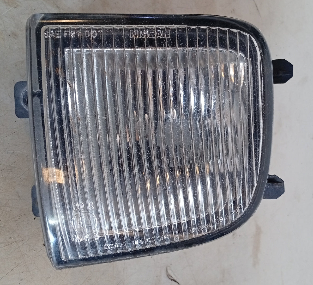 Faro Antiniebla Nissan Pathfinder 2001 2004