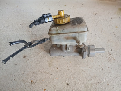 Bomba De Freno Volkswagen Golf 1998 2008