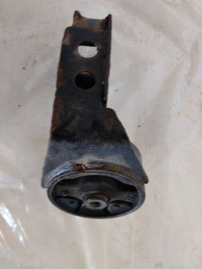 Soporte De Caja Sincronico Nissan B15 Original