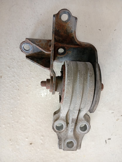 Soporte Base Caja Ford Escape 2001 2007