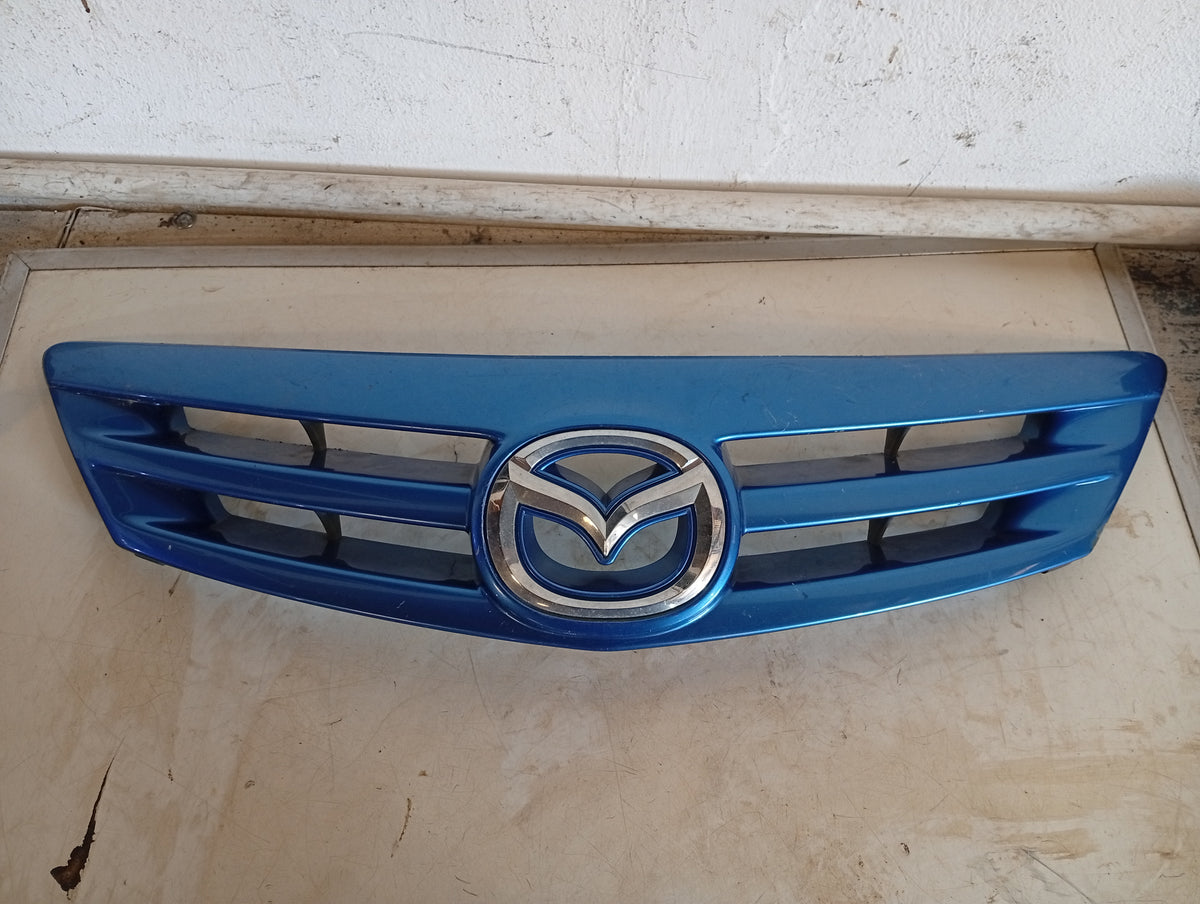 Parrilla Frontal Mazda3 Hatchback